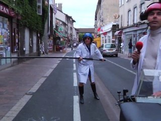 Extrait Les Sanka : " Armstrong et Lady D". Aurillac 2010