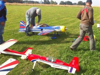 AIE...AIE le Gros n'avion