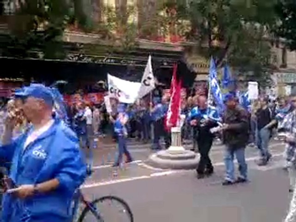 2010 09 07 - Manif CFTC Retraites - large.mp4