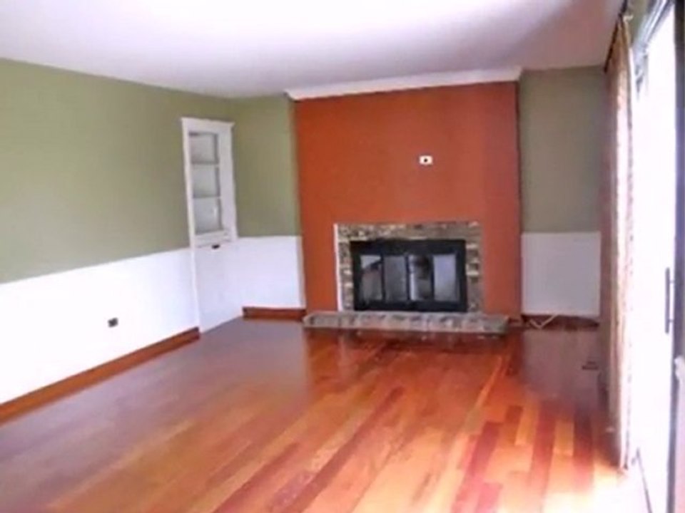 Homes for Sale - 1925 Buckingham Rd - Mundelein, IL 60060 -