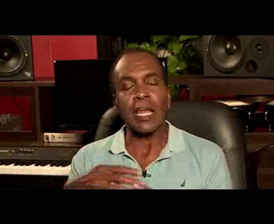 How Singers Maintain Great Voices & A Lifelong Career