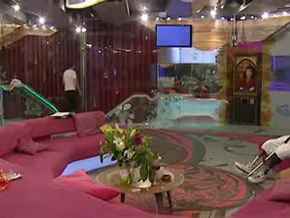 BB11 Night 43 4/4