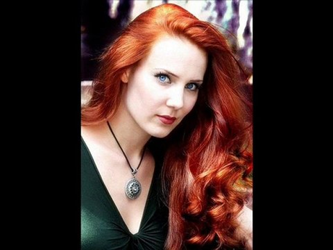 Simone Simons