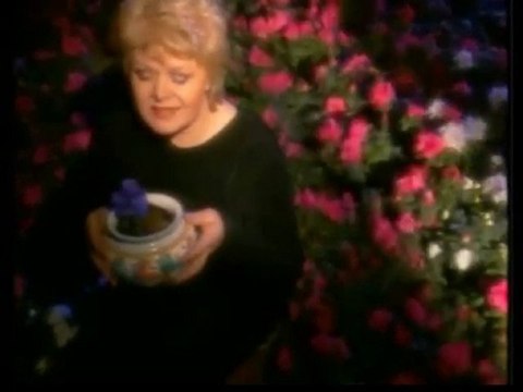 NESE KARABÖCEK-OLMUYOR GÜLÜM video klip NOSTALJI süper slow