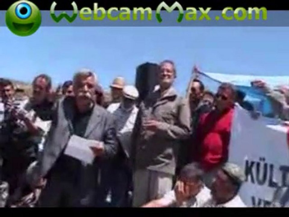 Ozan Arif Bahçeli yi bombala dı