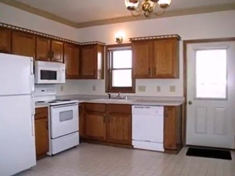 Homes for Sale - 65 Stacy Lynn Ln - Hartford, WI 53027 - Col