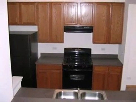 Homes for Sale - 1905 W Crestview Cir - Romeoville, IL 60446