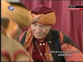 Güdüllü hasan Evlerinin önü