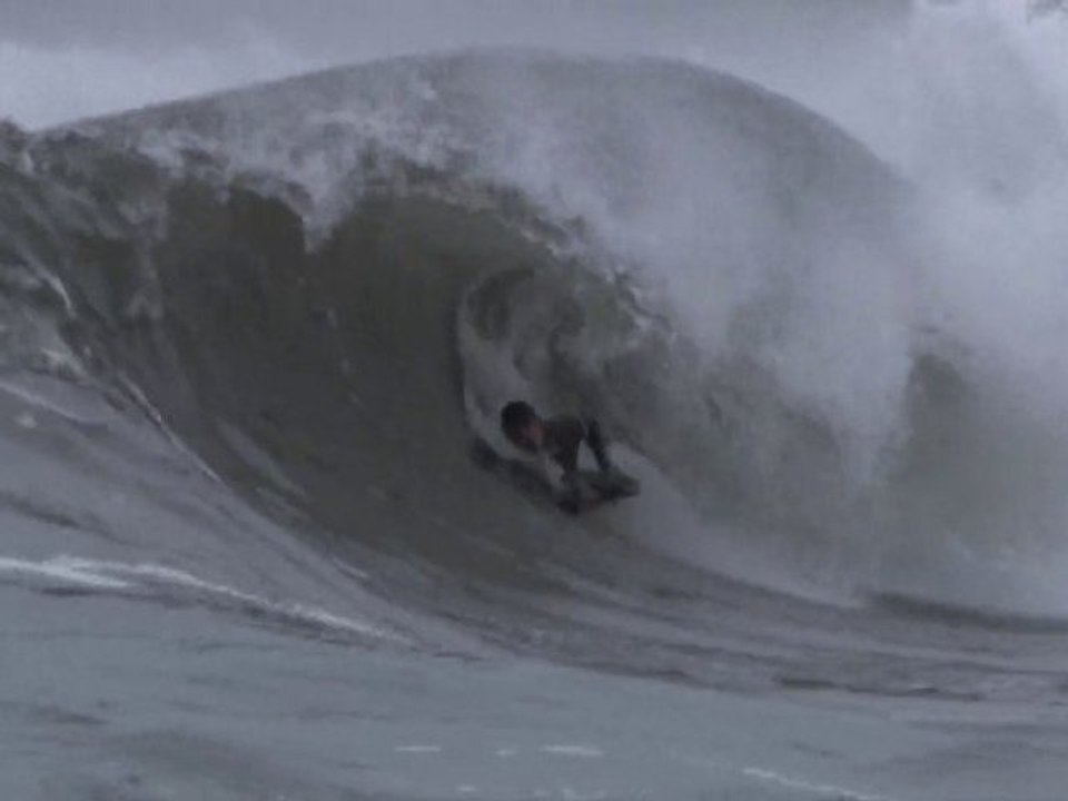 QUEBRANTAHUESOS. Bodyboard Video in Gijon (Spain)