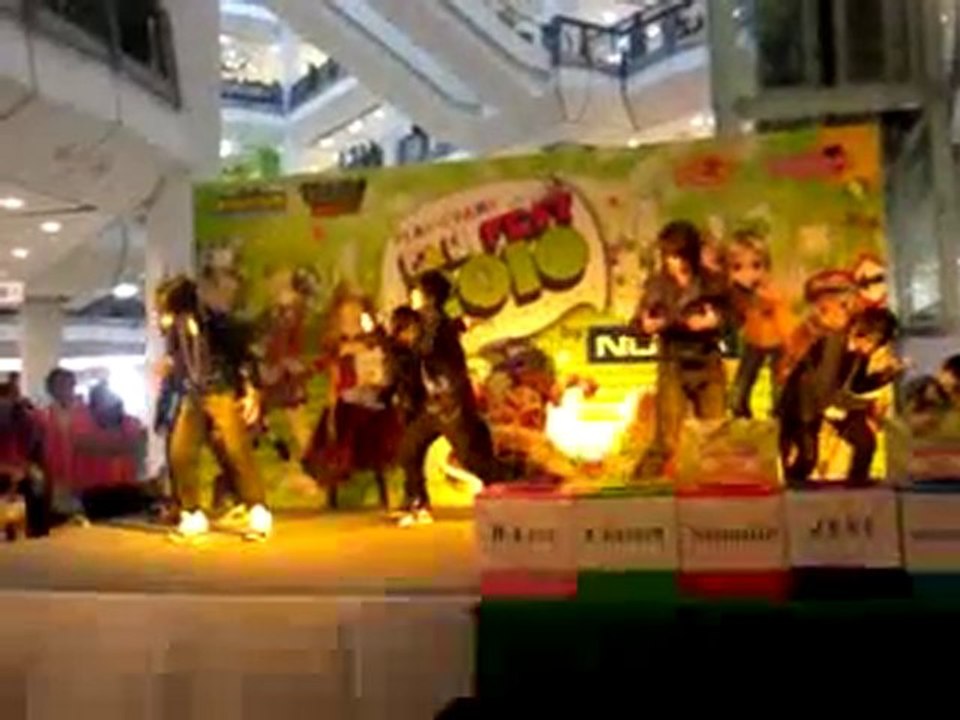 B-live music- shock