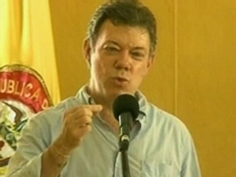 FARC rebels kill eight Colombian police