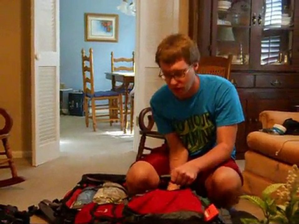 Packing and Introduction to my Vlog