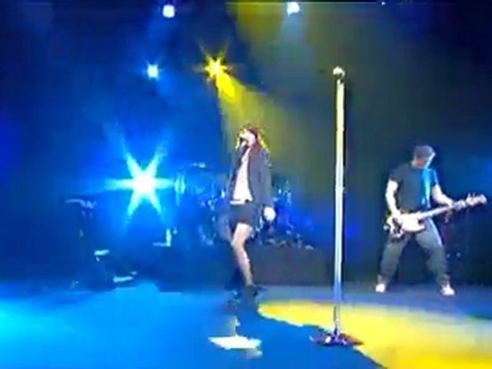 Garbage - I think I'm paranoid (Live@Canal+)