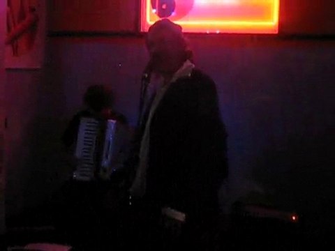 philippe guillard chante léo ferré, les anarchistes , live ,