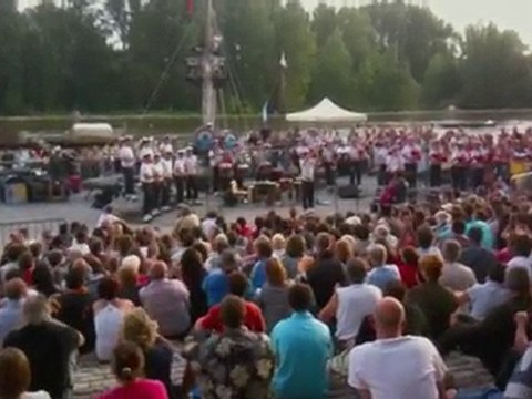 Le Bagad de Lann-Bihoué en concert à Orléans