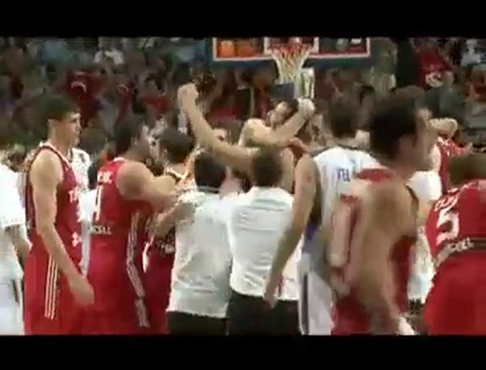 FIBA'nın kamerasından son 20 sn ve o muhteşem sevinç