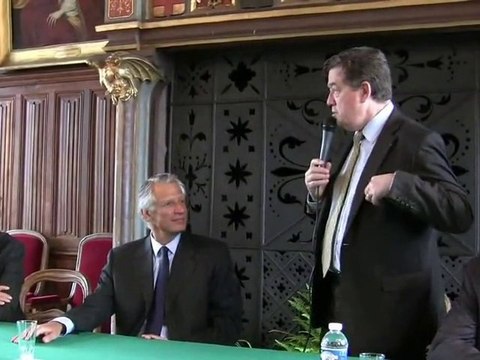 Visite de Dominique de Villepin à Saumur
