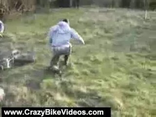 Crazy Bike Videos: Idiot on Motorcycle