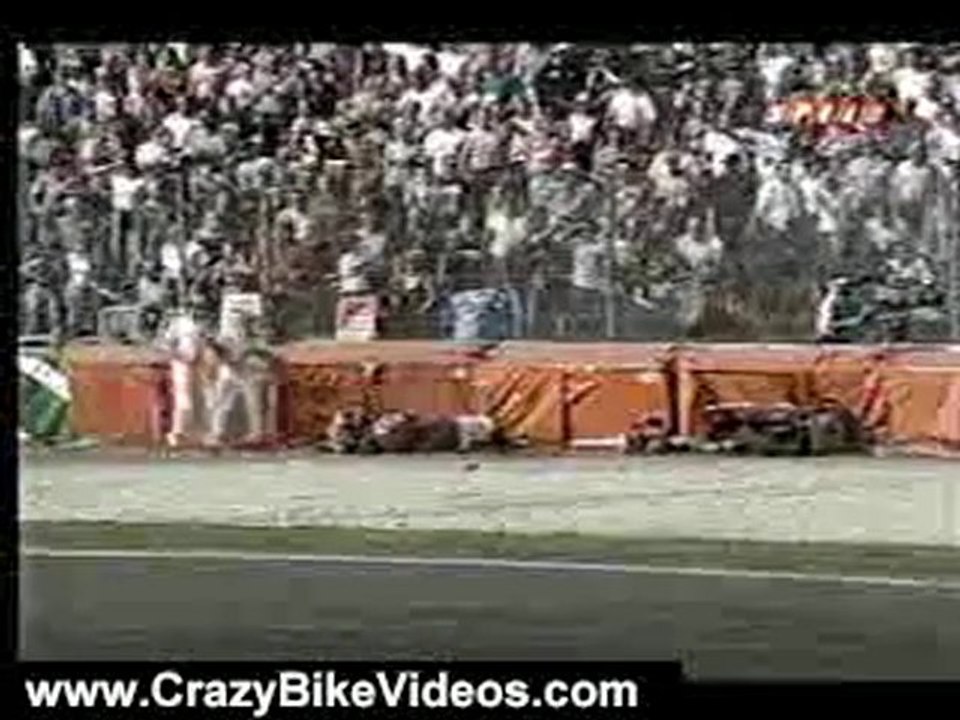 Crazy Bike Videos: Motorcycle Close Call