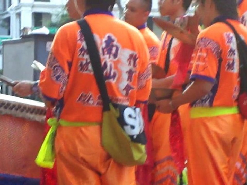 SINGAPORE / DRAGON 2