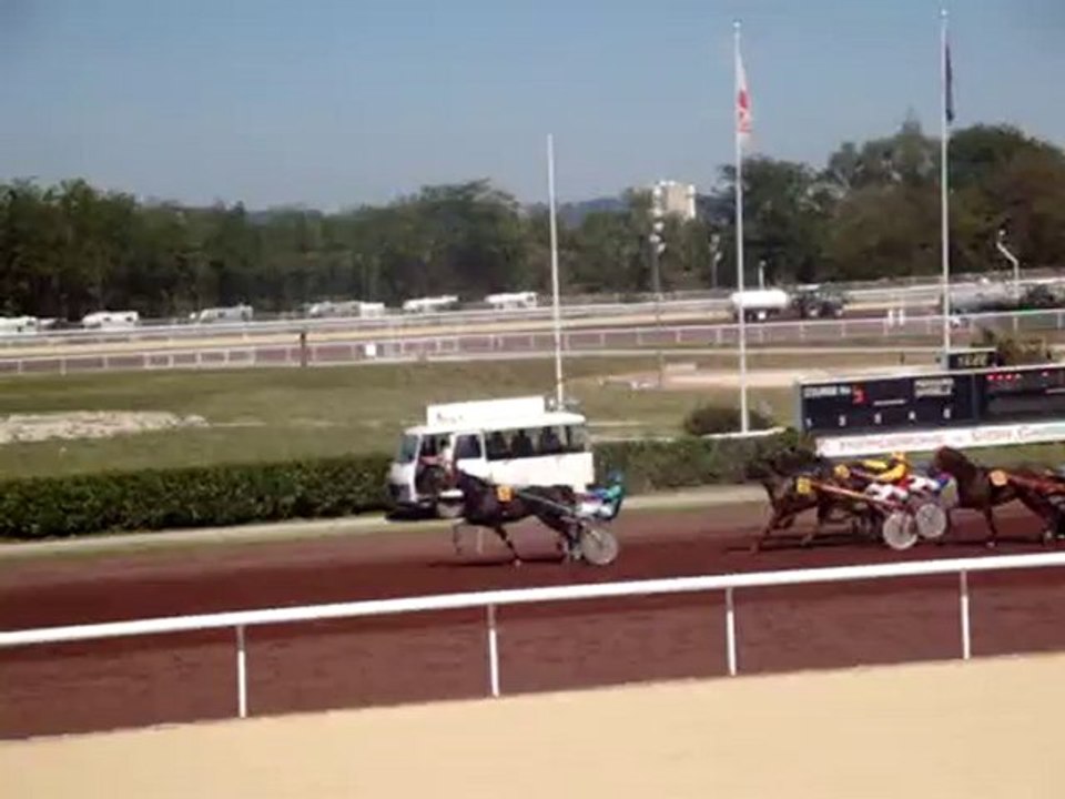 12/09/10 Lyon La Soie 5è course