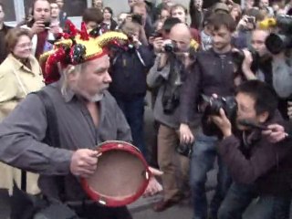 Anti-corruption protestors clash with Moscow police