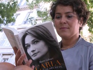 Biography paints unflattering picture of French First Lady