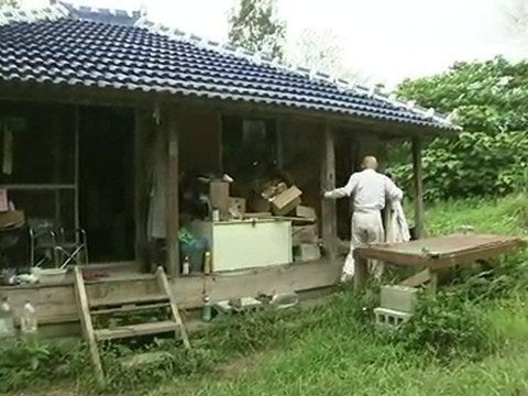 やんばるの白ひげ ～核の傘の下で～(2)