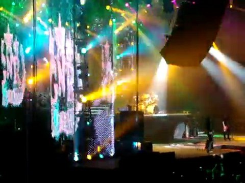 Guns N' Roses - Paradise City - Galaxie Amneville 10/09