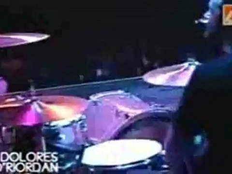 Dolores O'Riordan - When We Were Young(Live+in+Chile)HD