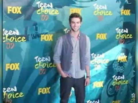 SNTV - RPattz is the handsomest