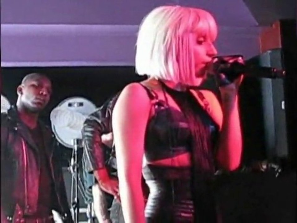 SNTV - Gaga settles lawsuit with Ex