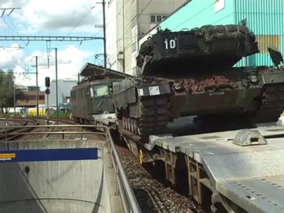 Train militaire à Hinwil