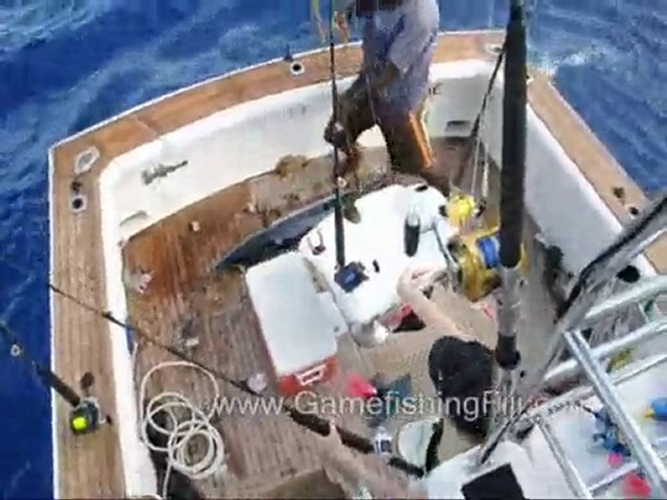 Bite Me Smashes Ladies World Record Wahoo!