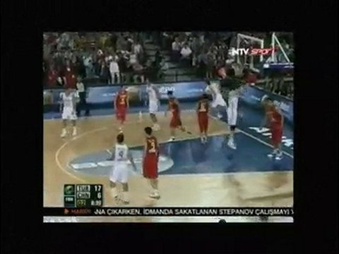 2010 FIBA World Championship - 12 Giant Men / 12 Dev Adam