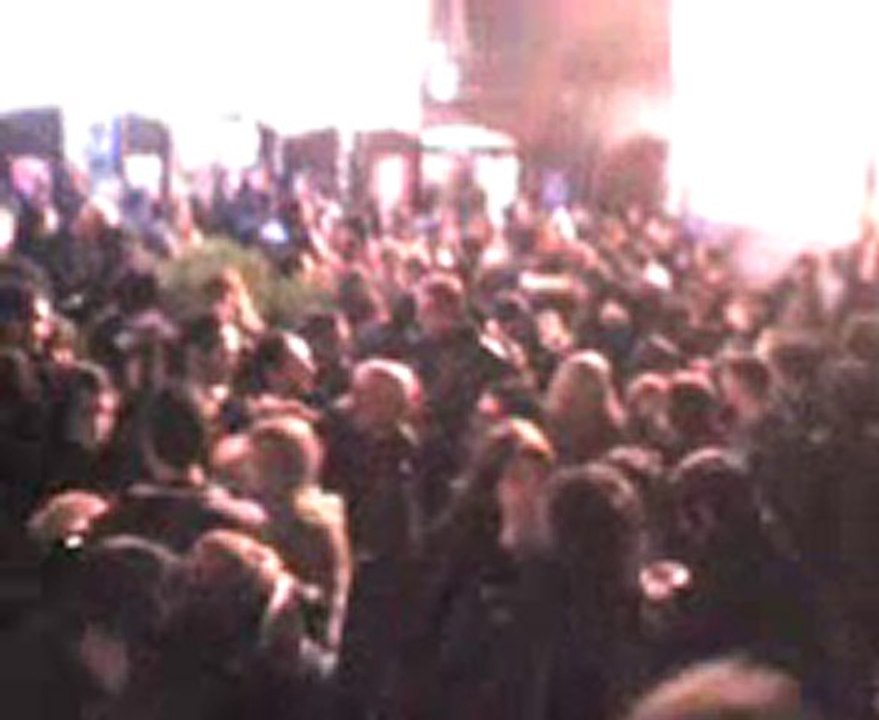 una serata- una birra-tanti ragazzi!!!!!