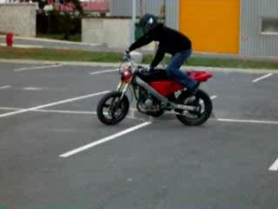 stunt77