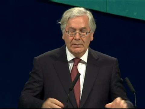 UK risked Greek-style crisis, King tells unions