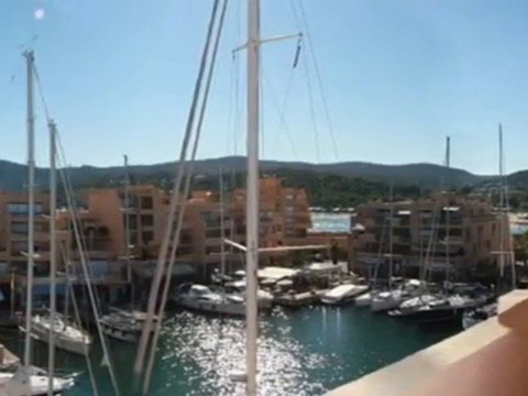 240.000 - Appartement sur le port de Bormes les Mimosas avec