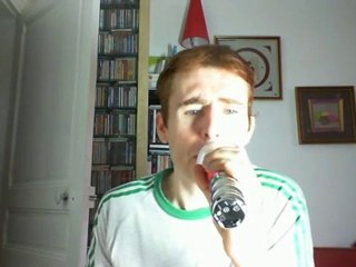 Wiwi égratigne "les crayons"