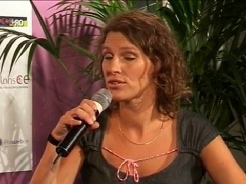 SalonsCE Paris 2010 septembre ITW GIGNIES Julie SalonsCE