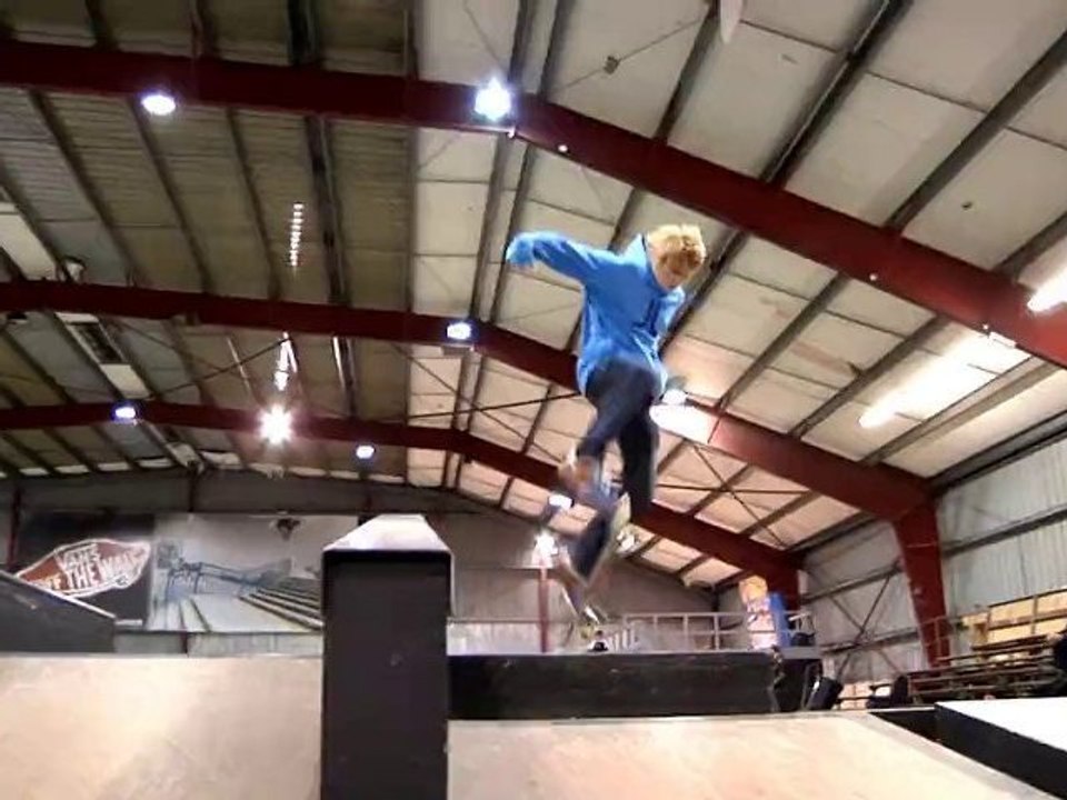 Kevin et son skate // Les communes de Paris