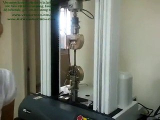 Thử kéo mẫu nhựa dẻo trên máy Instron 3367
