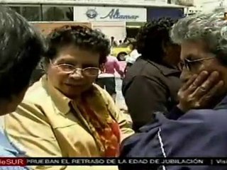 Jubilados ecuatorianos mantienen protestas en demanda de aum