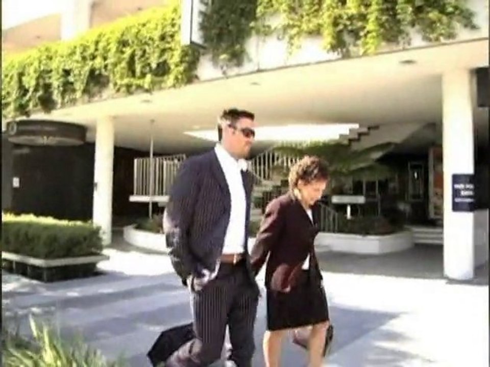 SNTV - Exklusiv: Meagn Fox die gute Mutter