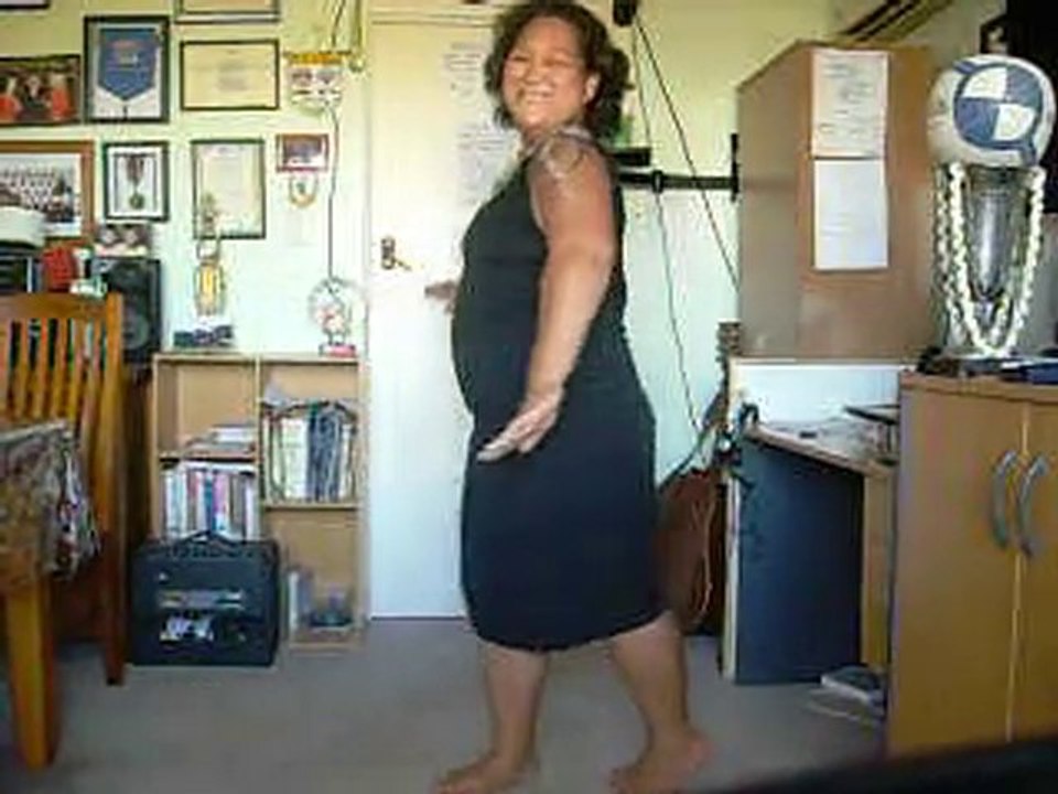Dance traditional from tahiti