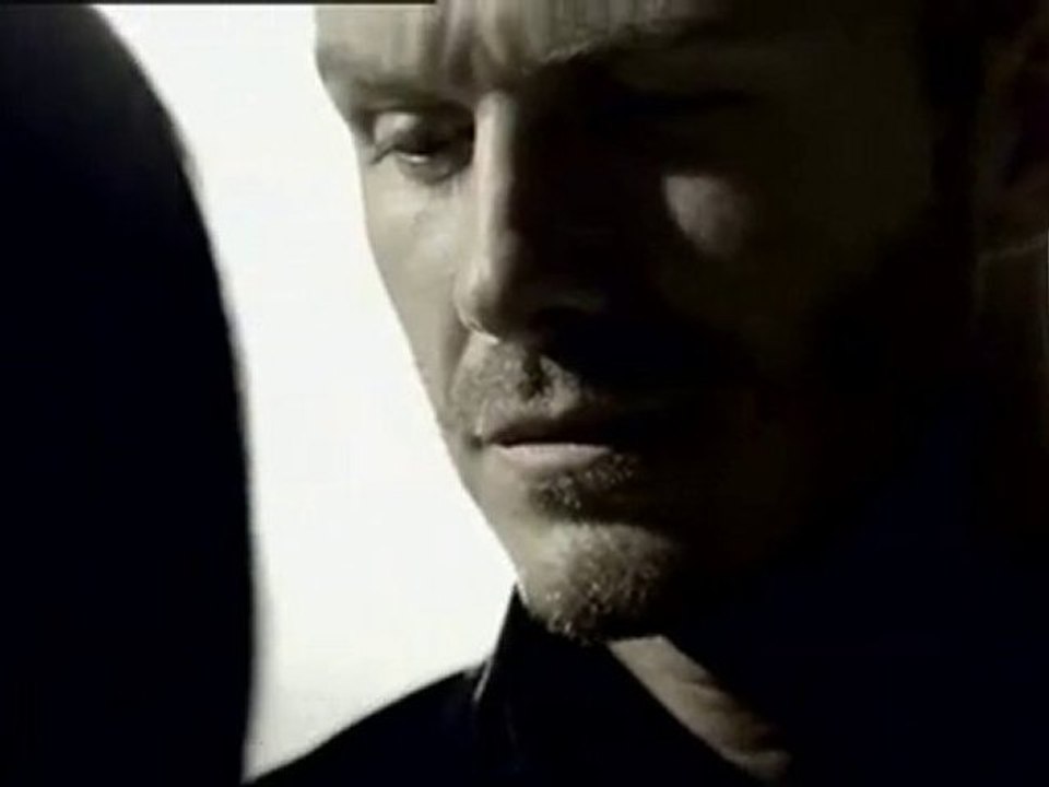 Victoria Beckham  David Beckham Signature Fragrance Adv