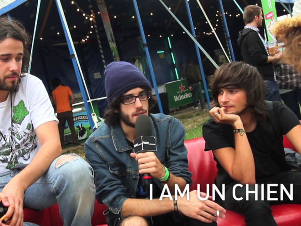 Interview de I AM UN CHIEN - festival Rock en Seine 2010