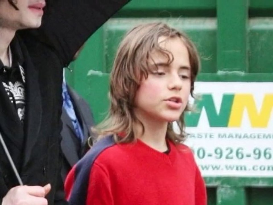 SNTV - Katherine Jackson suing AEG