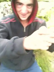 Aslan Bile Birtane Avliyor